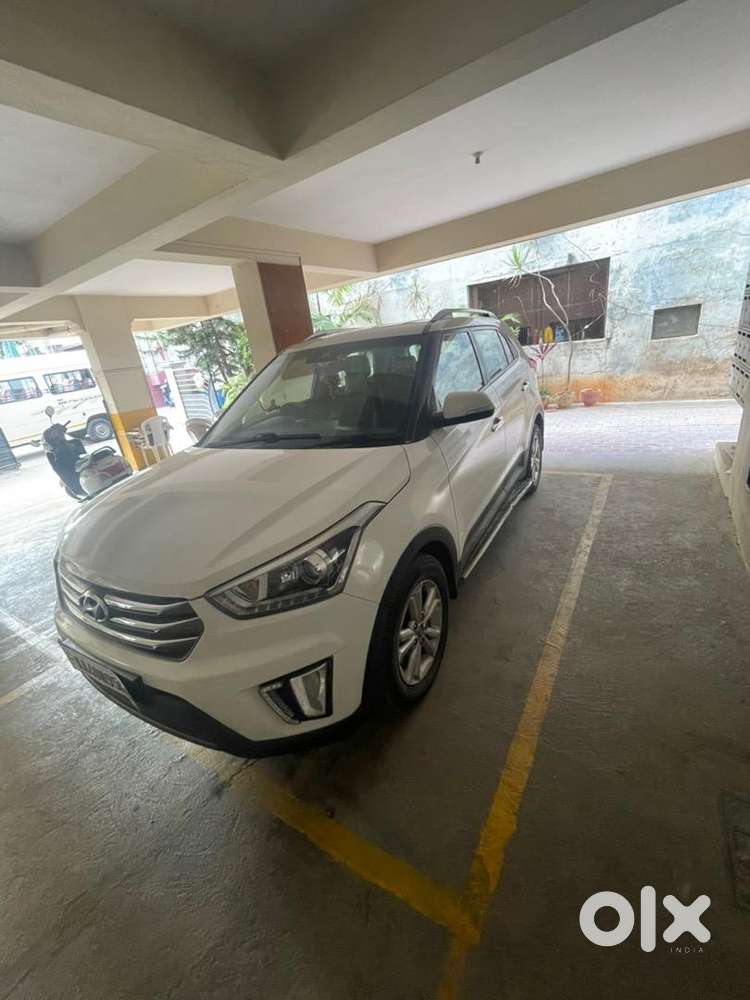 Hyundai Creta 2017 Diesel 60800 Km Driven With Complete Showroom Track