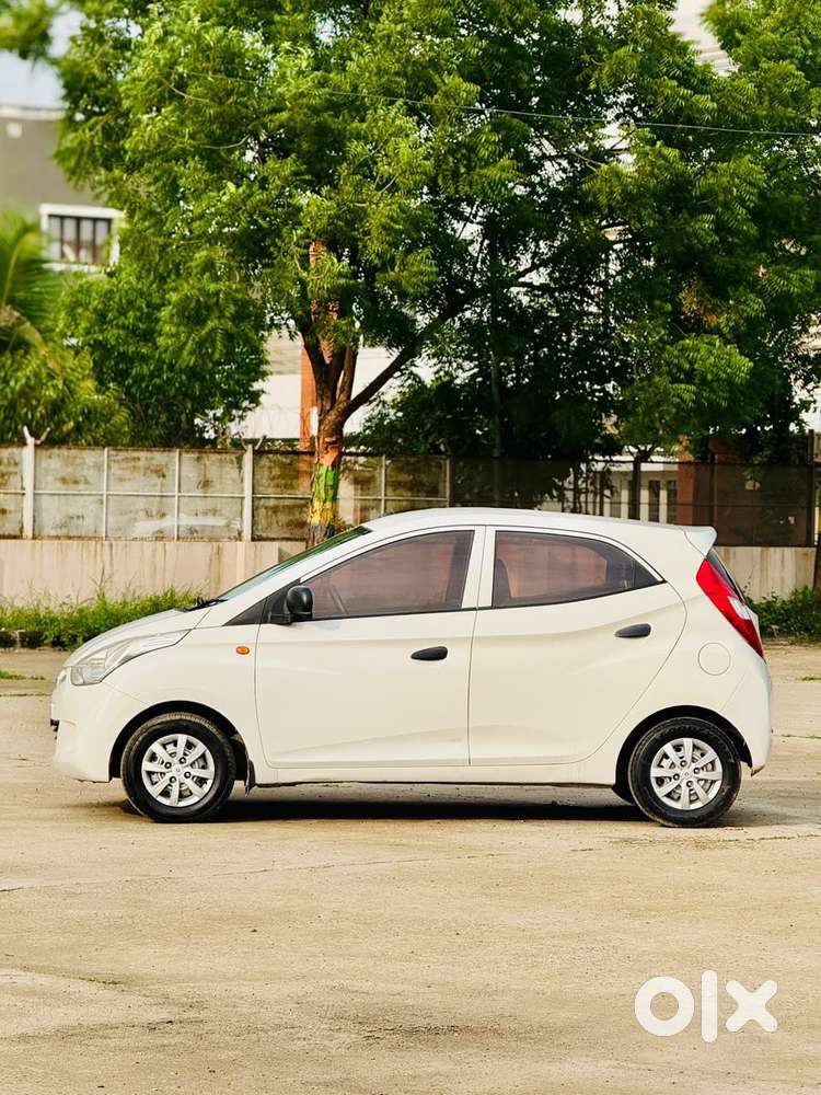 Hyundai Eon Magna +, 2015, Petrol