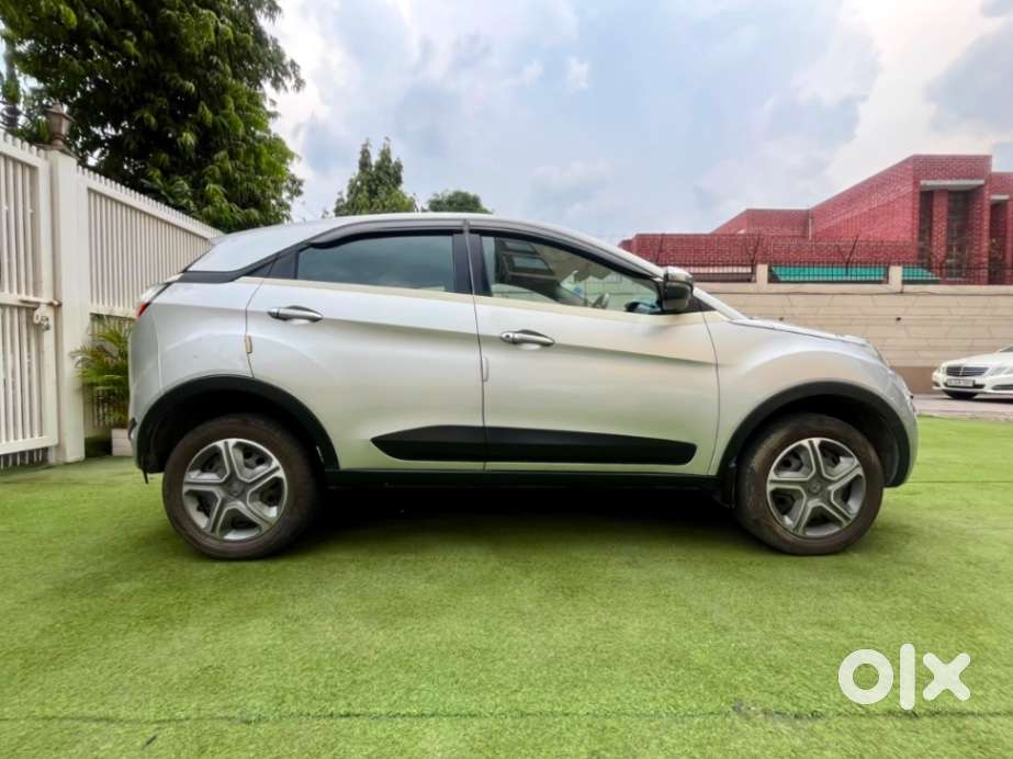 Tata Nexon 1.2 Revotron Xm (s), 2018, Petrol
