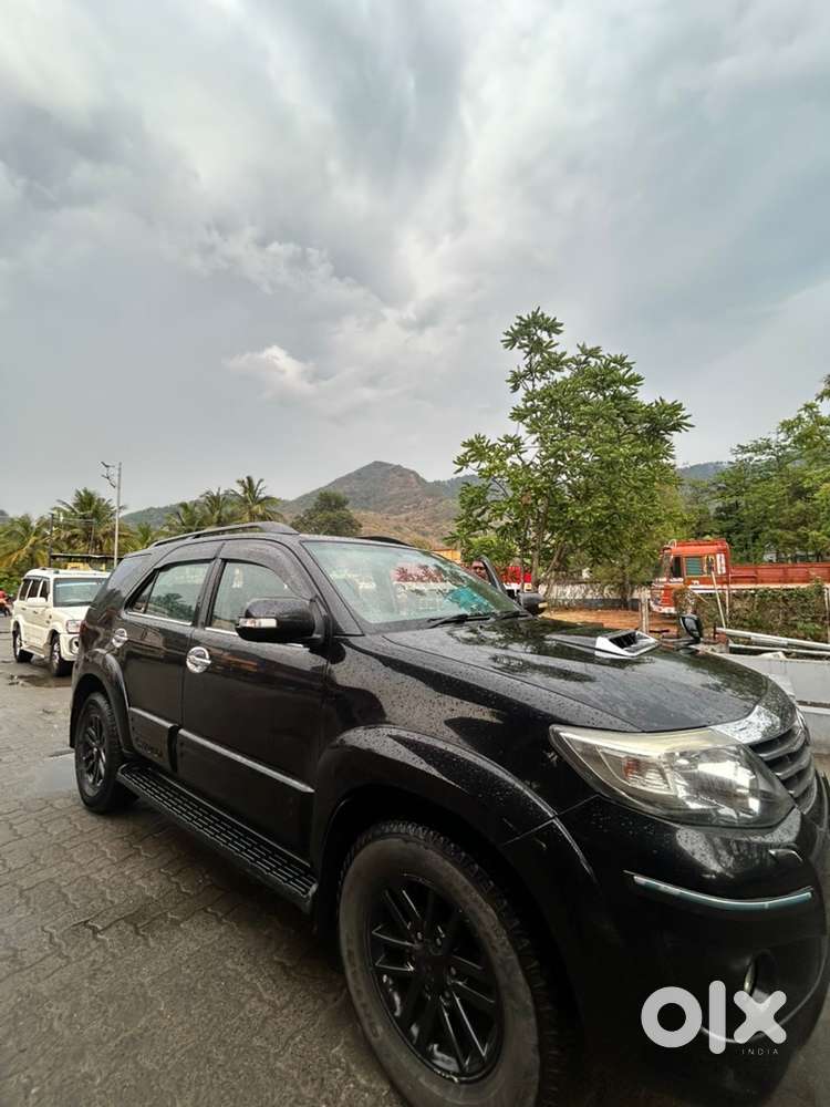 Toyota Fortuner Diesel 2013