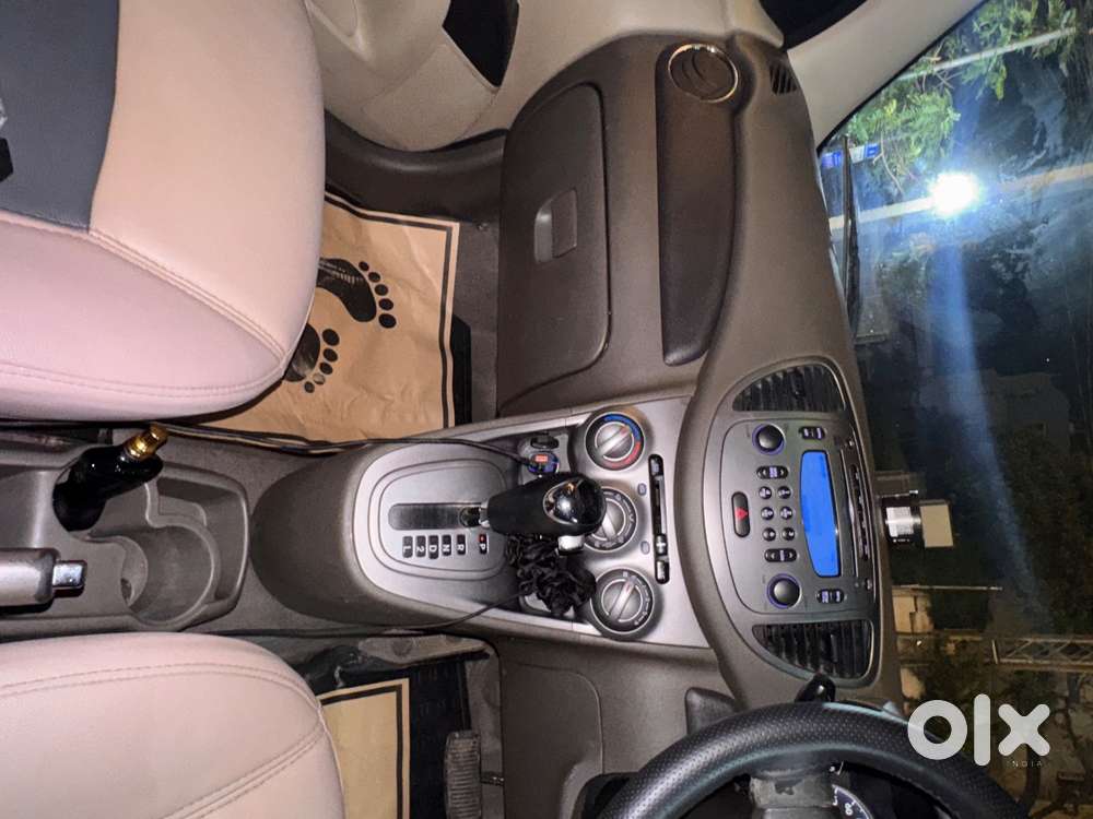 I10 Sportz,2013,petrol,68000km,automatic