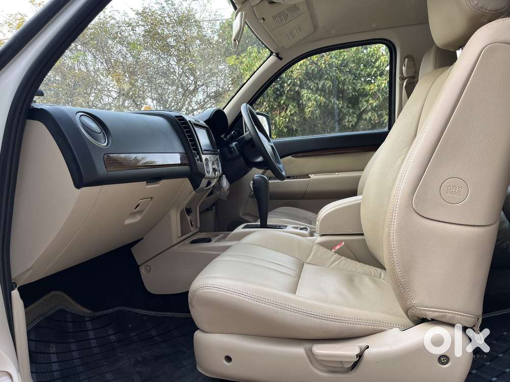 Ford Endeavour 3.2 Titanium At 4x4, 2014, Diesel