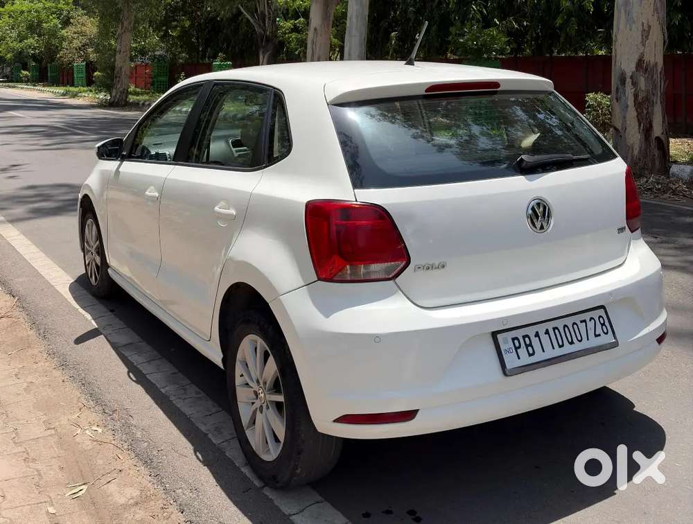 Volkswagen Polo 2015 Diesel (highline) Excellent Condition