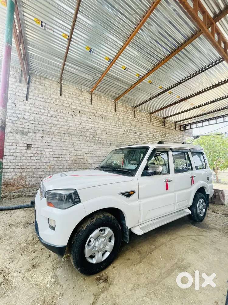 Mahindra Scorpio S2 2015