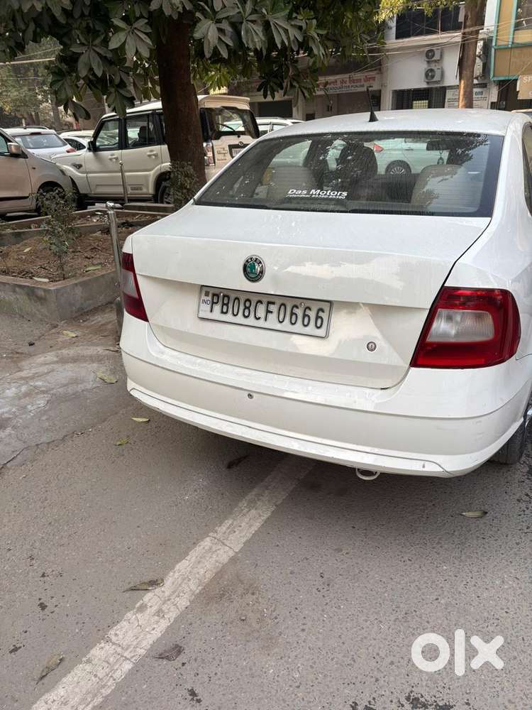 Skoda Rapid Petrol 13 Year