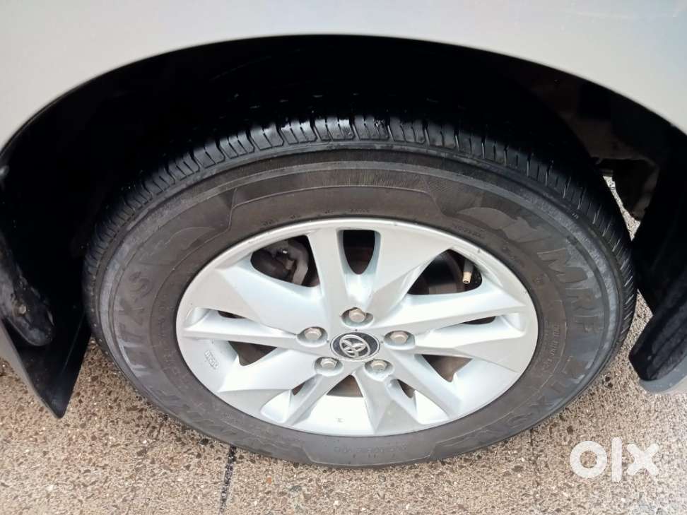 Toyota Innova Crysta 2.8z Automatic, 2017, Diesel
