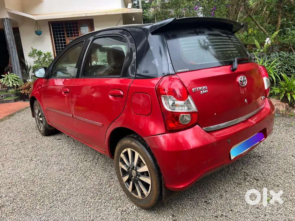 Toyota Etios Liva Vxd Dual Tone 2017