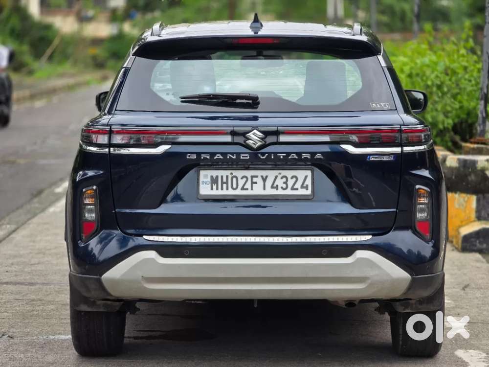 Maruti Suzuki Grand Vitara 1.5 Alpha Smart Hybrid At, 2023, Petrol