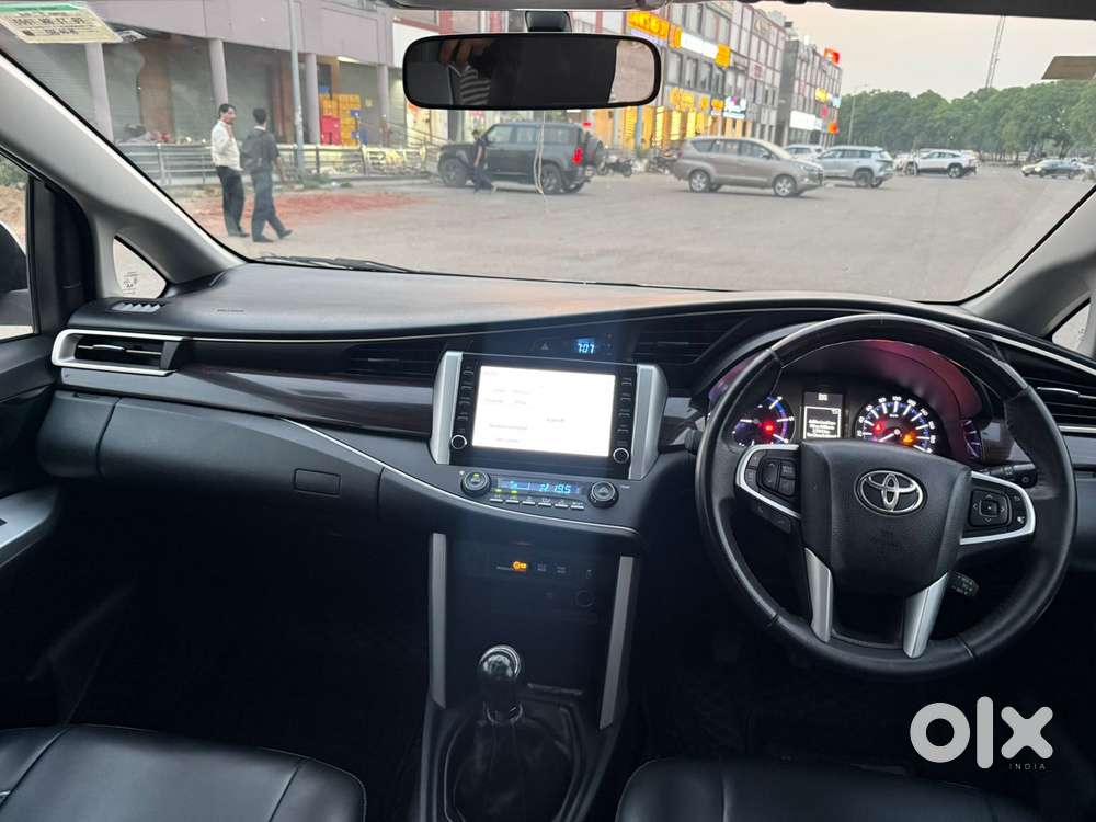 Toyota Innova Crysta 2.4 V 7 Str, 2022, Diesel