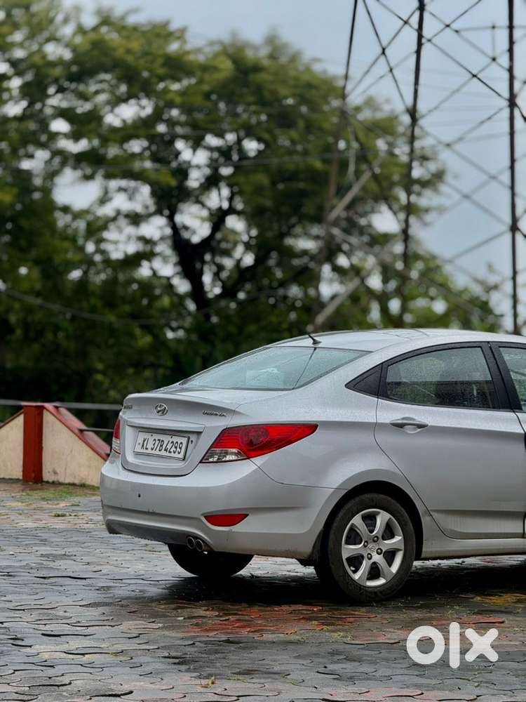 Hyundai Verna Petrol Manual 2012