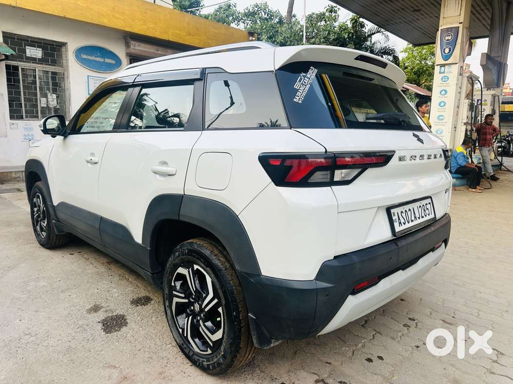 Maruti Suzuki Brezza 1.5 Zxi Plus Smart Hybrid, 2022, Petrol