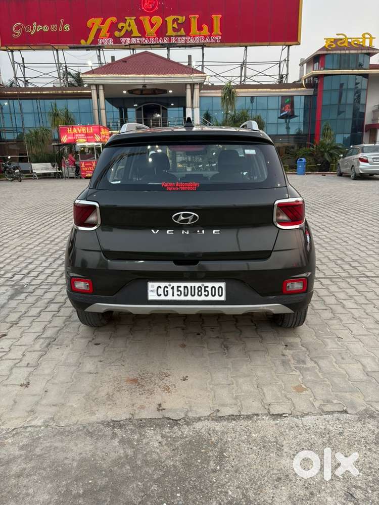 Hyundai Venue 2020 Petrol 53000 Km Driven