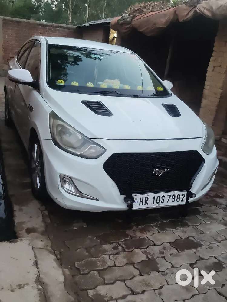 Hyundai Verna 2012