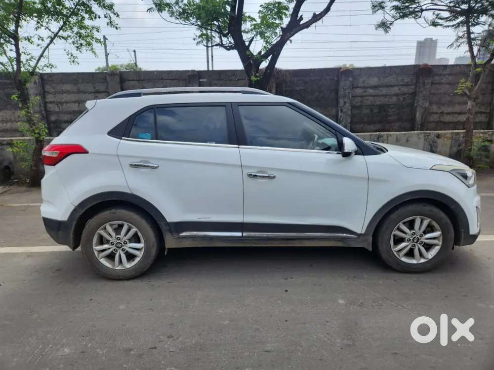 Selling My Hyundai Creta 2017 New Shaper Just 4.25000 Only