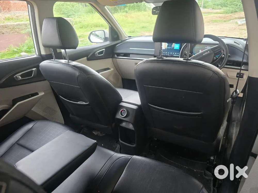 Kia Carens Hte Petrol 2025 Vip No.786 No Scratches Original Car