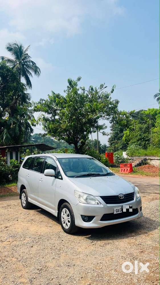 Toyota Innova 2.5 G (diesel) 8 Seater Bs Iv, 2012