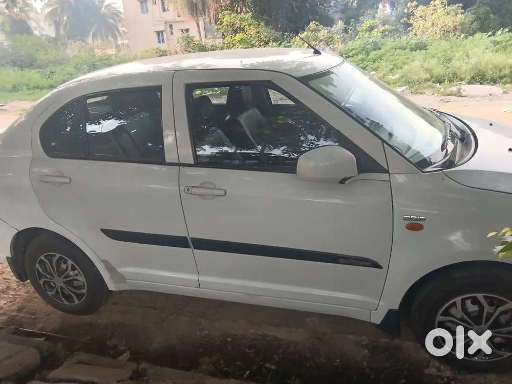 Maruti Suzuki Dzire Tour 2017