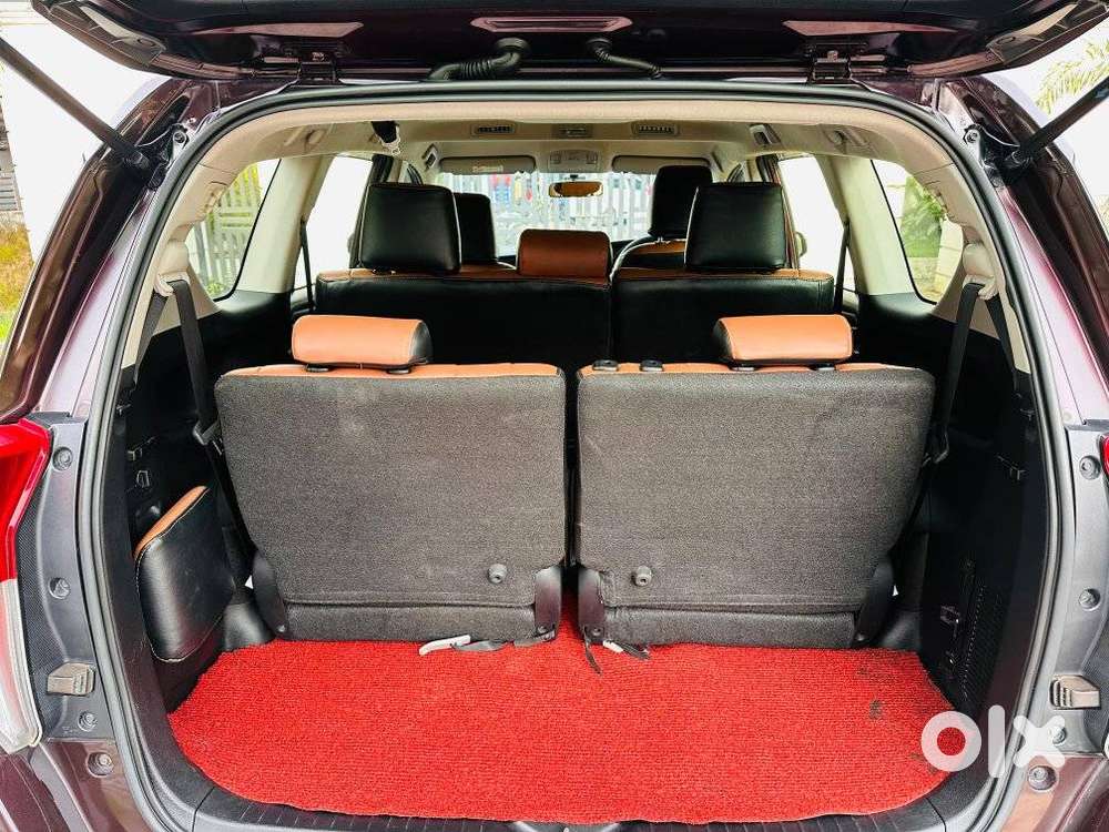 Toyota Innova Crysta [2020-ongoing] 2.4 Gx At 8 Str, 2021, Diesel