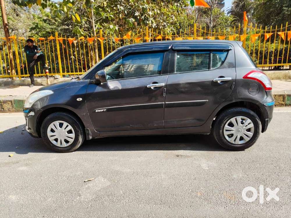 Maruti Suzuki Swift 1.2 Vxi (o), 2017, Petrol