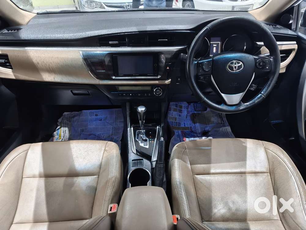 Toyota Corolla Altis VL MT, 2016, Petrol