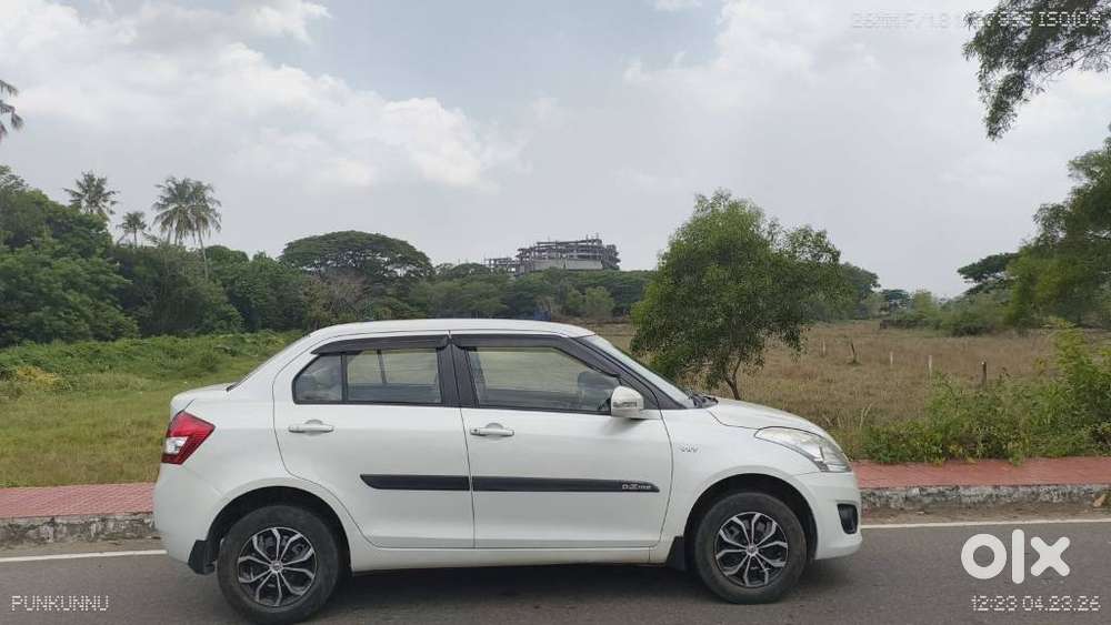 Maruti Suzuki Swift Dzire Vxi Optional, 2013, Petrol