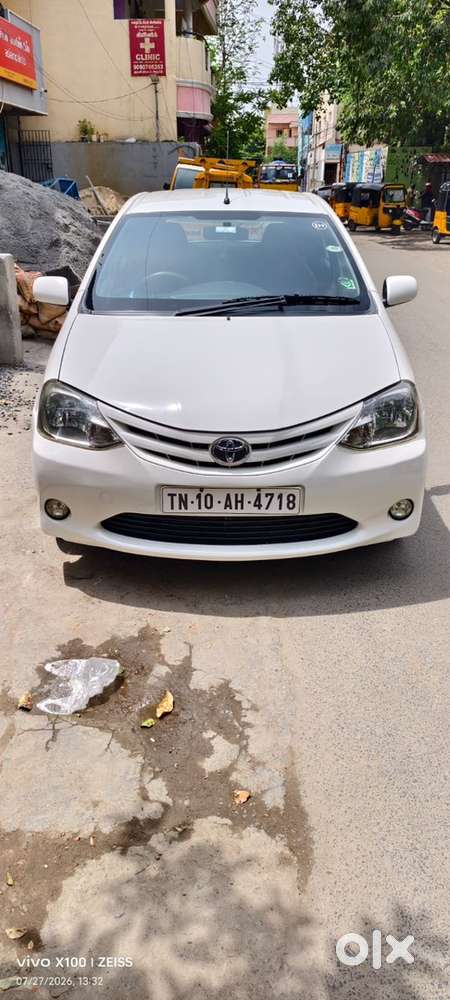 Toyota Etios Liva 2013