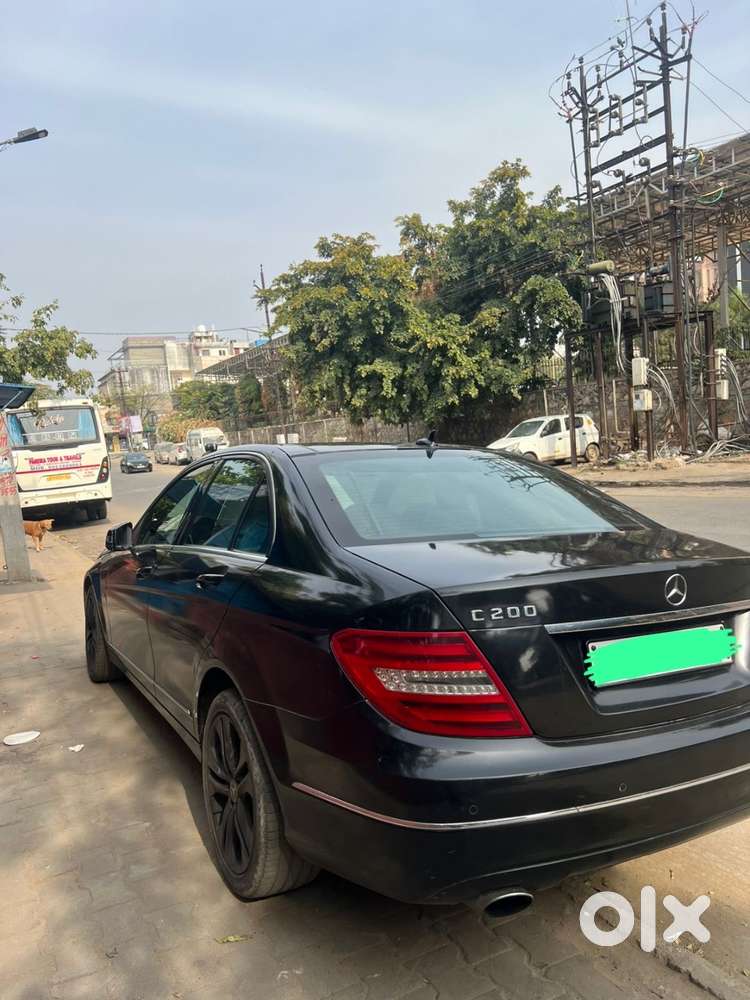 Mercedes-benz C Class 2012 Petrol Well Maintained