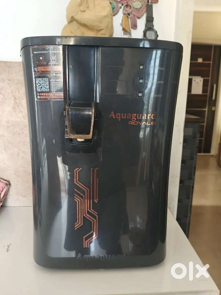 Aquaguard Royal with Charging Adapter.