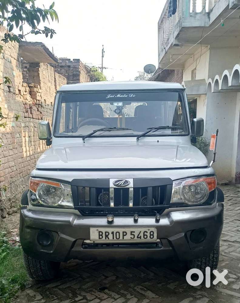 Model-29 August 2011  Di Bolero