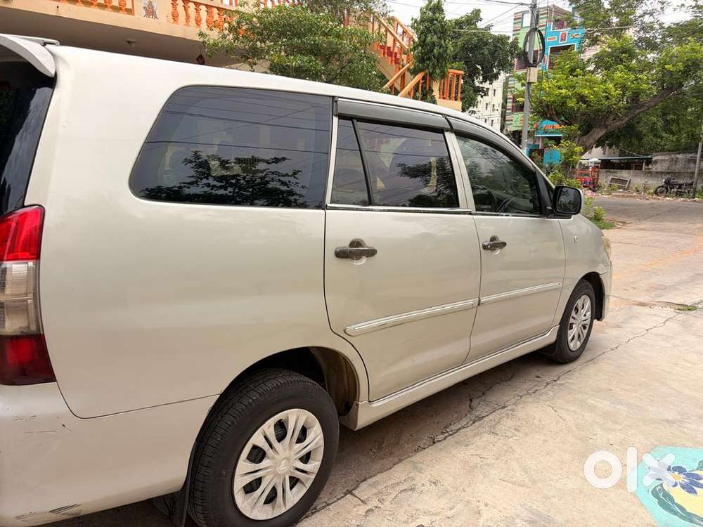 Toyota Innova Diesel 2013