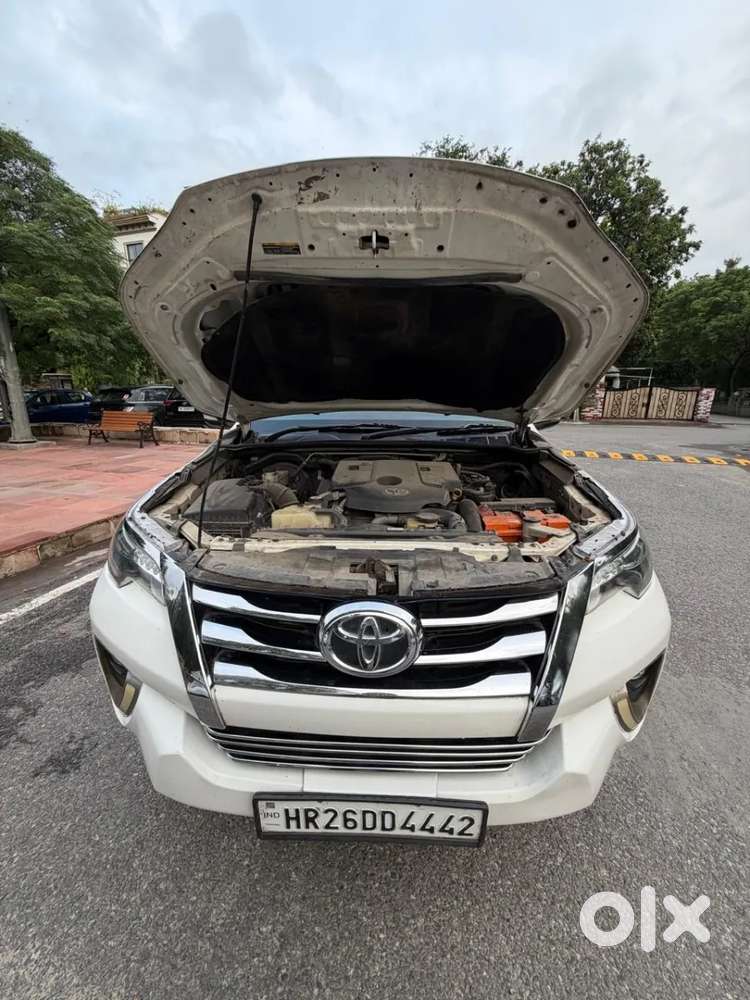 Toyota Fortuner 4x2 At, 2017, Diesel