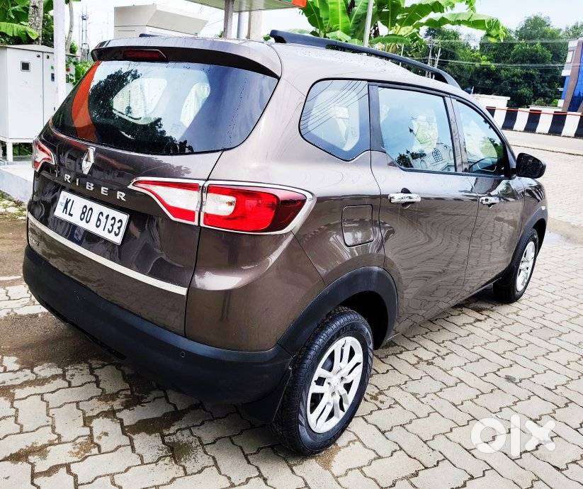 Renault Triber Rxl, 2022, Petrol
