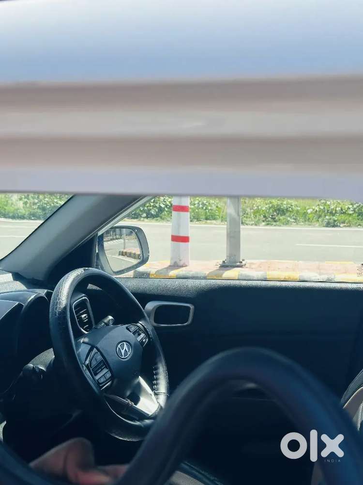 Hyundai Venue 2020 Diesel Well Maintained