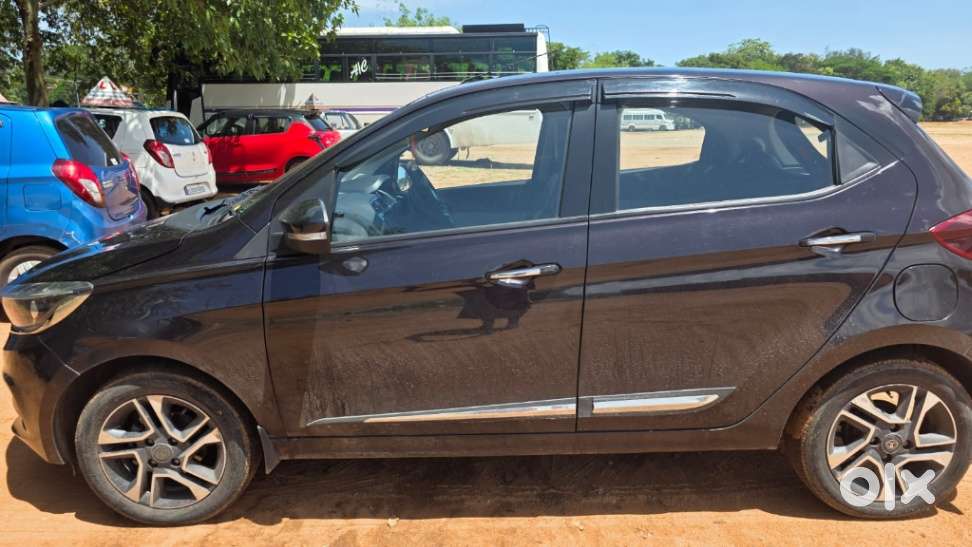 Tata Tiago Xza Plus, 2022, Petrol