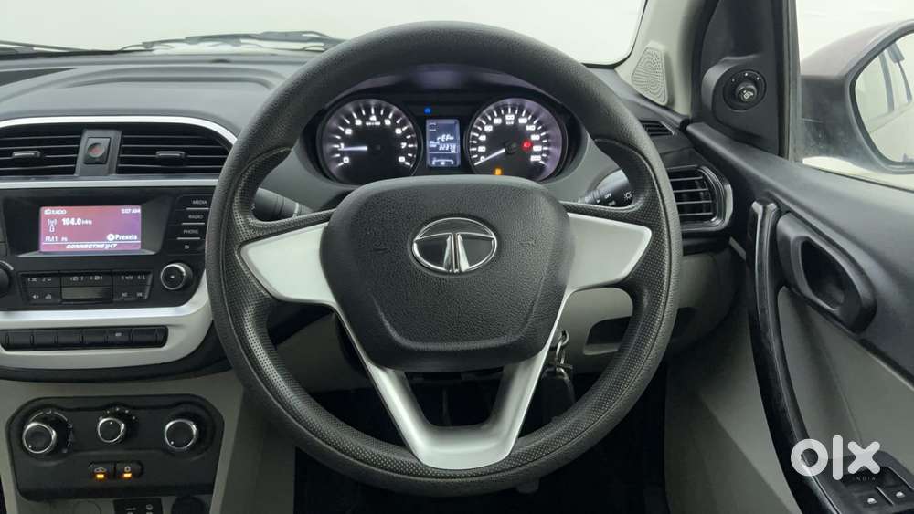 Tata Tiago 1.2 Revotron Xt, 2017, Petrol