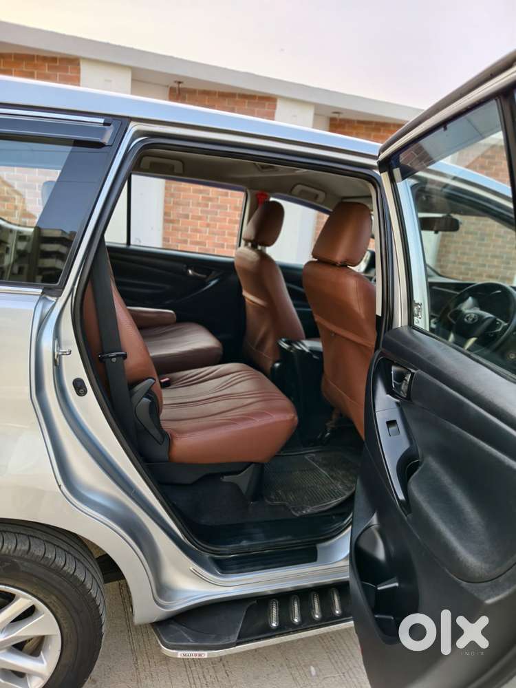 Toyota Innova Crysta 2.4 G Mt 8s, 2018, Diesel