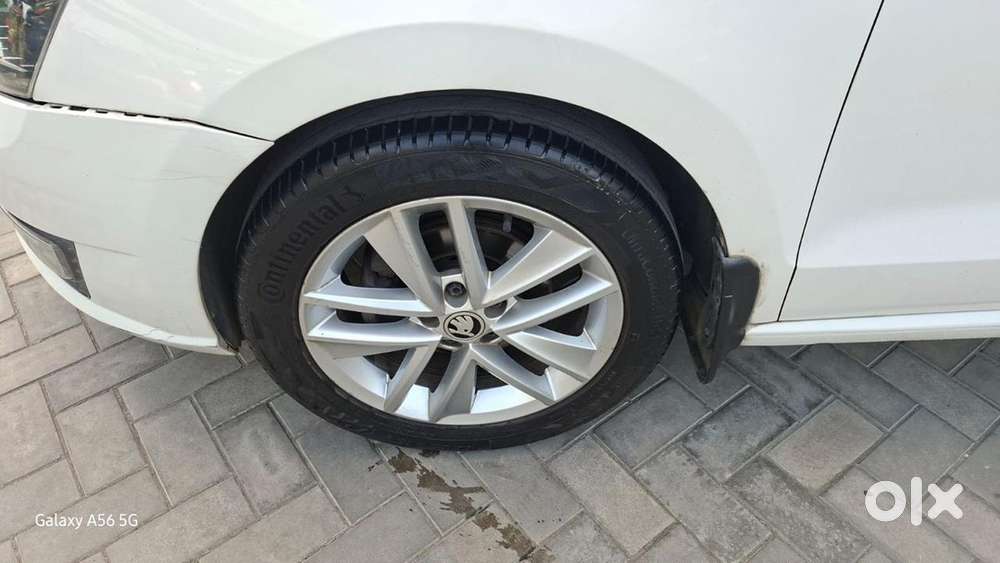 Skoda Rapid Petrol 2018