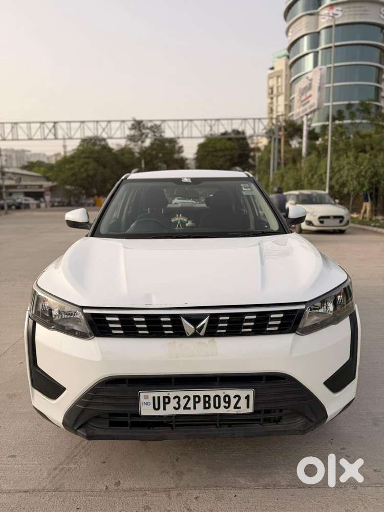 Mahindra Xuv300 W6 Diesel, 2023, Diesel
