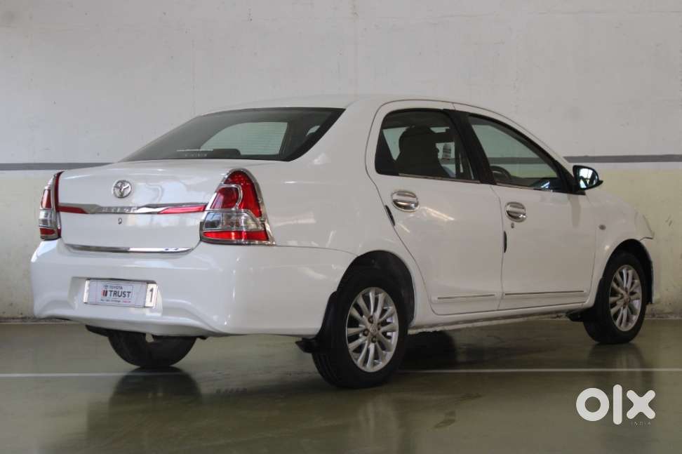 Toyota Etios 2010-2012 G, 2011, Petrol