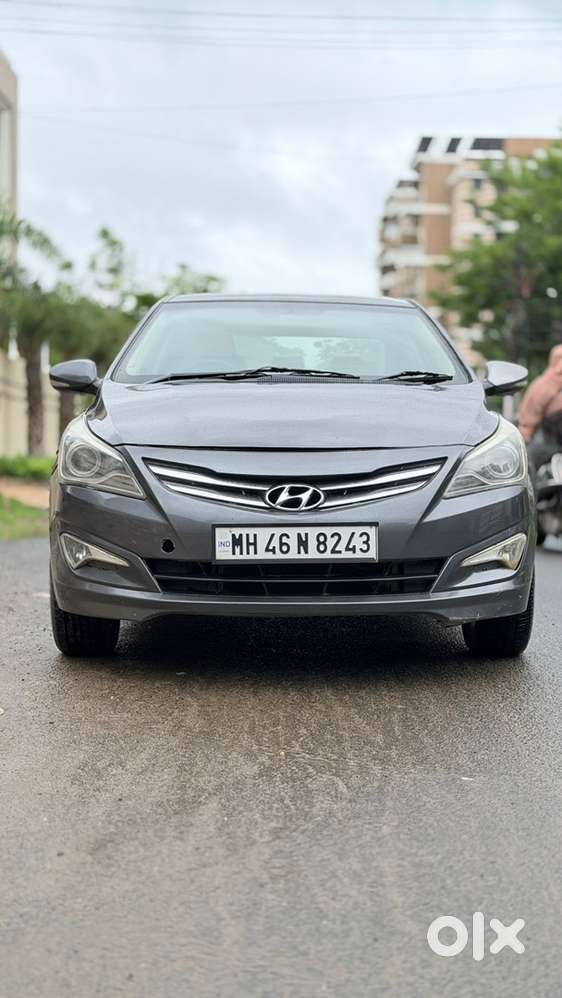 Hyundai Verna Petrol 2011 Year