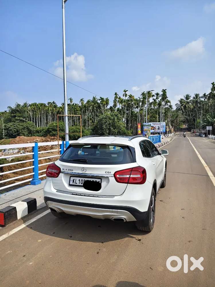 Mercedes Benz / Gla 200