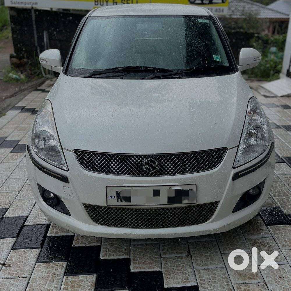 Maruti Suzuki Swift Vvt Zxi, 2014, Petrol