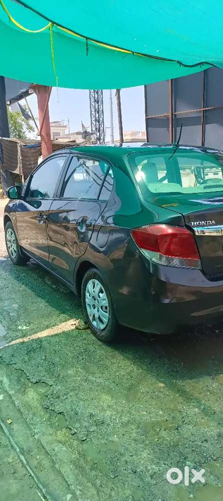 Honda Amaze 2015 Cng & Hybrids 100000 Km Driven