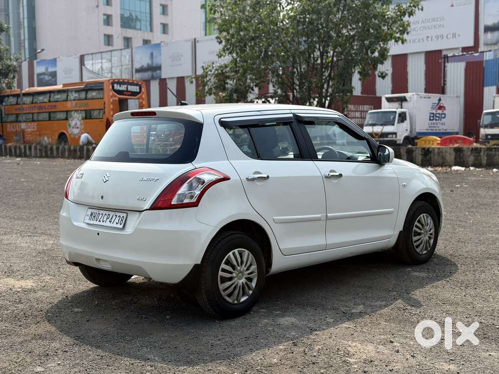 Maruti Suzuki Swift Lxi, 2012, Petrol