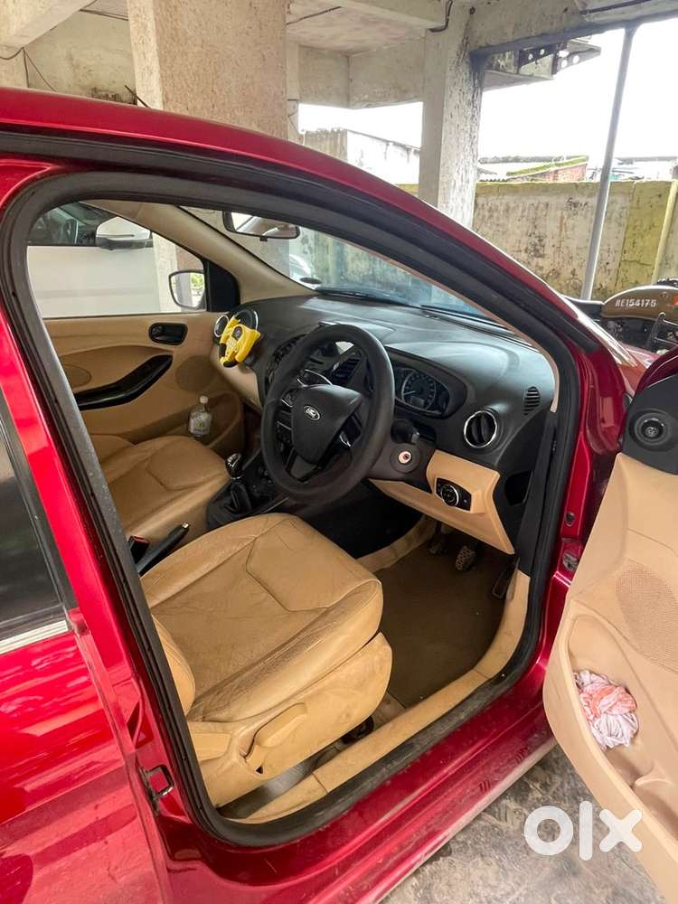 Ford Aspire Titanium Plus Petrol Manual 2015