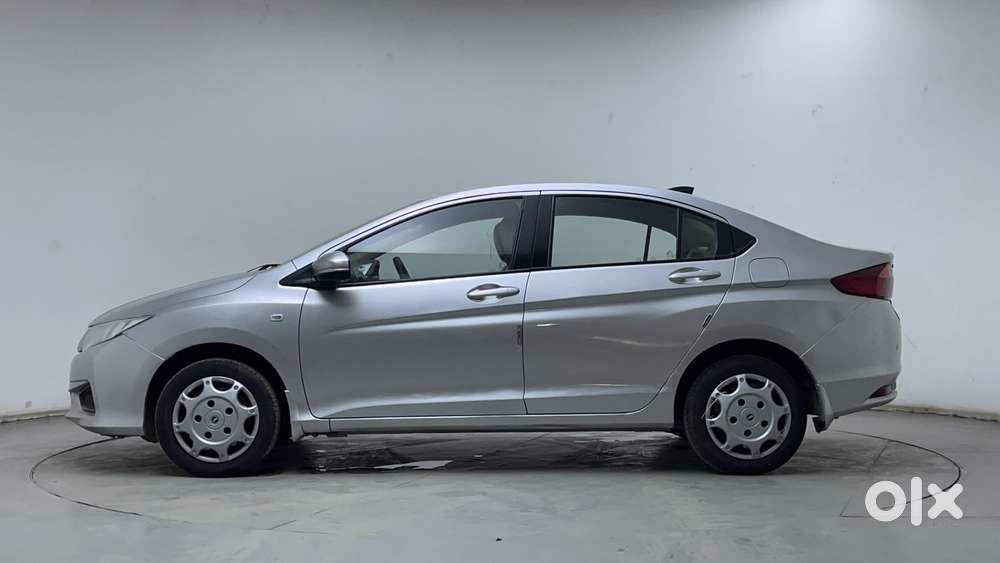 Honda City I-vtec Sv, 2015, Petrol