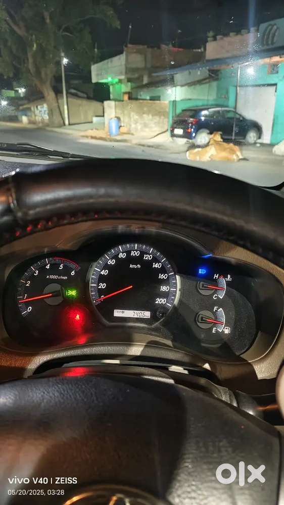 Toyota Innova 2015 Diesel 165000 Km Driven