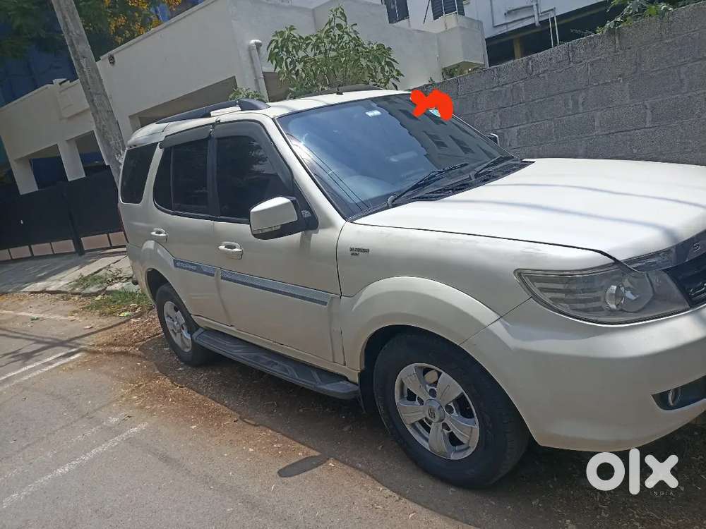 Tata Safari Storme 2017 Diesel 98500 Km Driven Top End