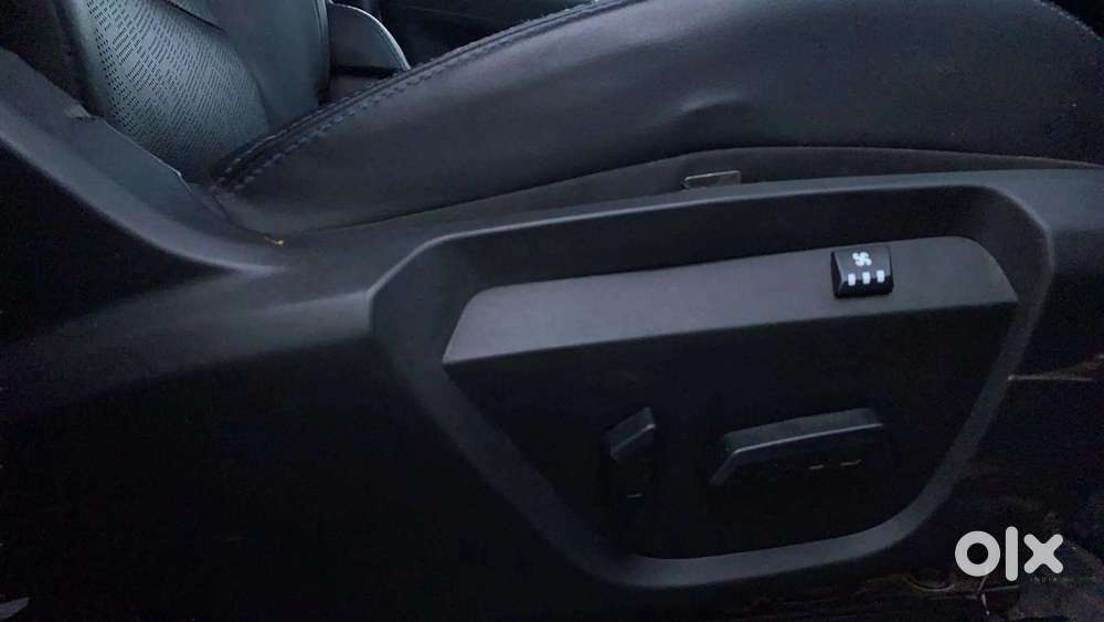 Tata Harrier Fearless Plus Dark Edition At, 2022, Diesel