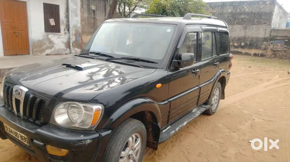 Mahindra Scorpio 2013